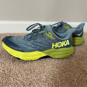 Hoka One One Speedgoat 5 Youth Running Shoes with Regular Laces